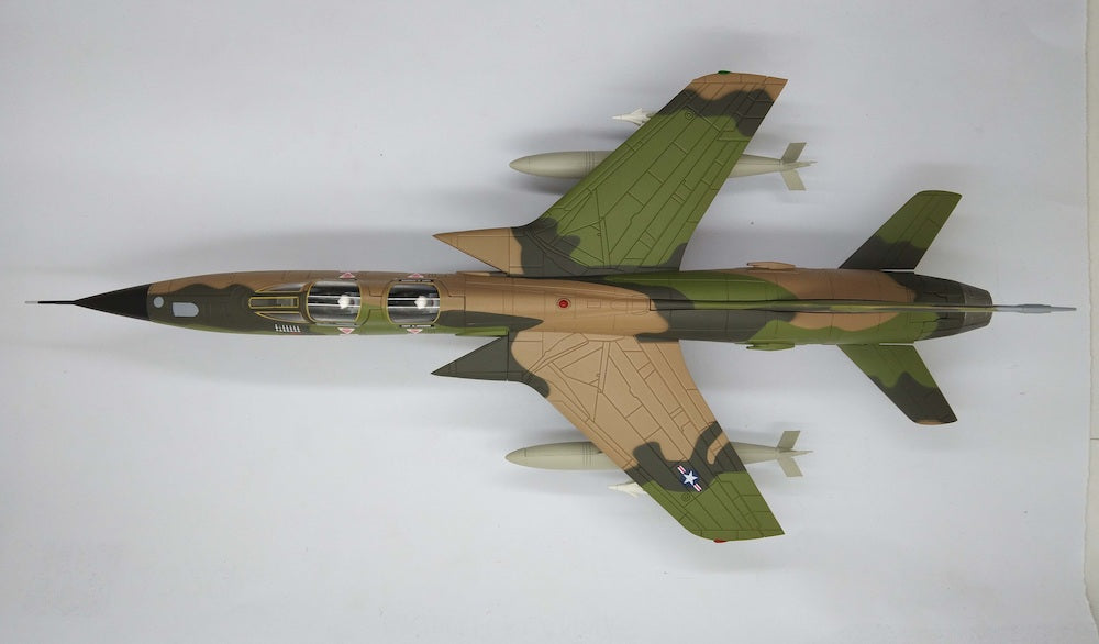 1/72 F-105F Thunderchief 63-8301 Lt Col. Leo Thorsness 355th TFW 357th TFS 17 April 1967