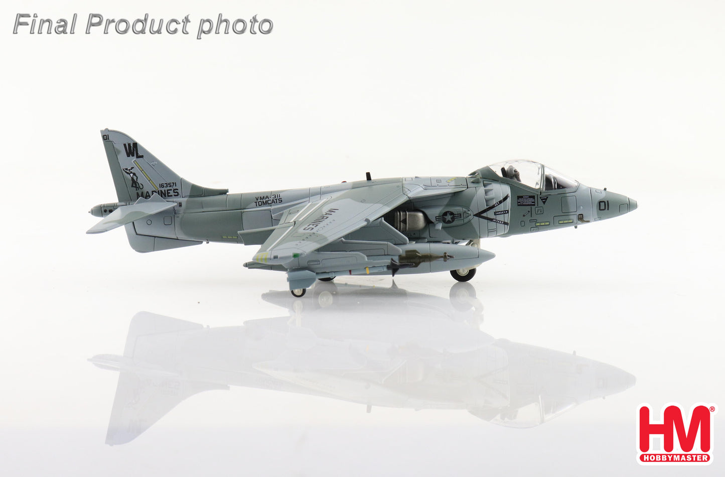 1/72 AV-8B Harrier II 163517 VMA-311 King Abdul Aziz Base August 1990