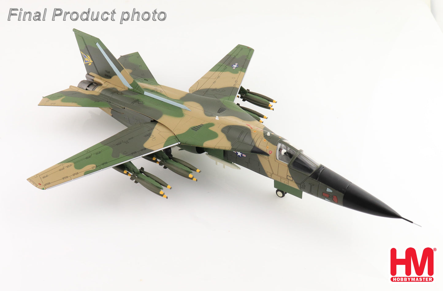 1/72 F-111A "Combat Lancer" 66-0022 USAF Takhli RTAFB 1968 (with 24 x Early Mk.82 Bomb)