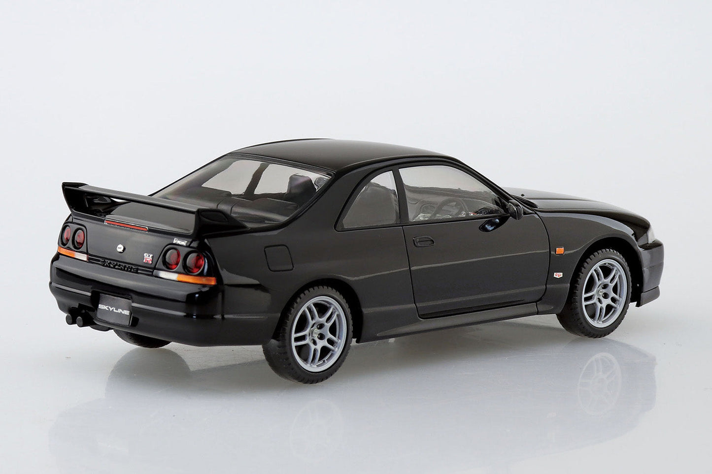 1/32 NISSAN R33 SKYLINE GT-R (BLACK)