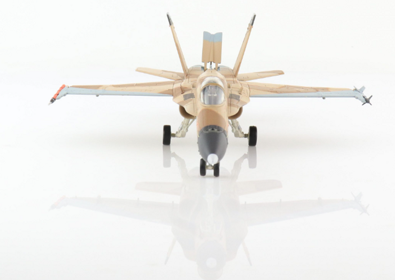 1/72 F/A-18A Hornet  - Cylon 02 -  BuNo 162416 VFA-127 US Navy 1995