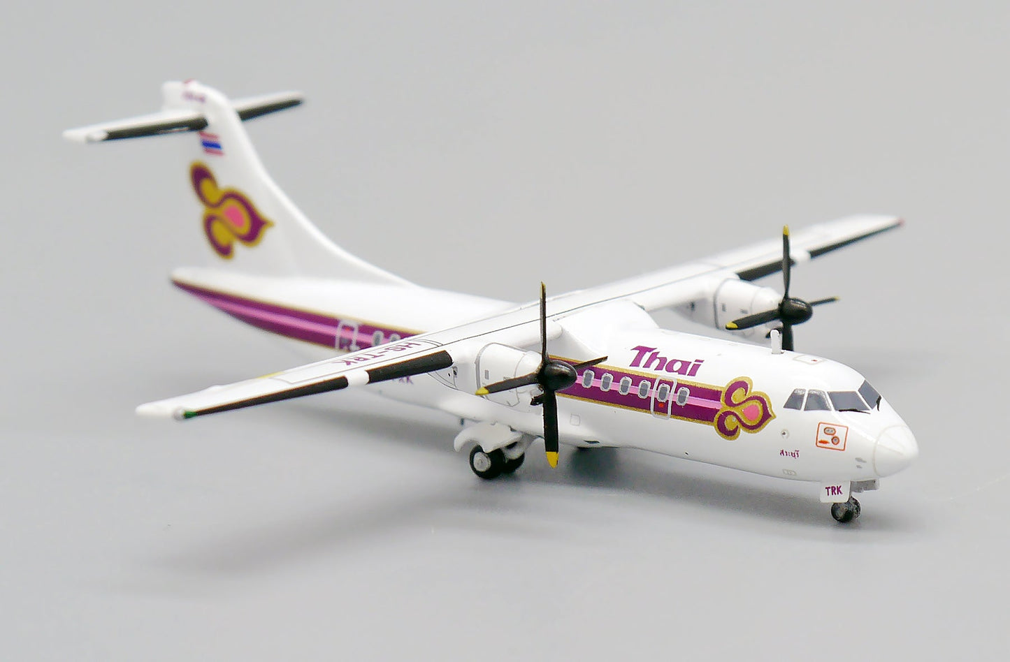 1/400 Thai Airways ATR 42-320 HS-TRK