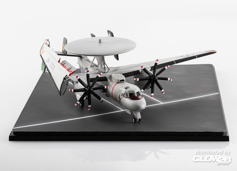 1/72 GIFT SET E-2C Hawkeye (Includes: Cement, Brush and Main Paints)