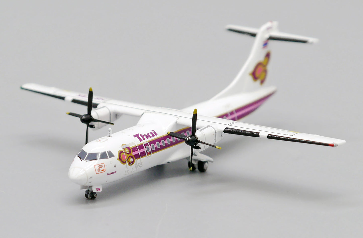 1/400 Thai Airways ATR 42-320 HS-TRK