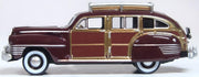 1/87 Chrysler T & C Woody Wagon 1942 Regal Maroon