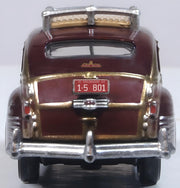 1/87 Chrysler T & C Woody Wagon 1942 Regal Maroon