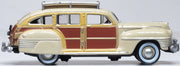 1/87 Chrysler T & C Woody Wagon 1942 Catalina Tan