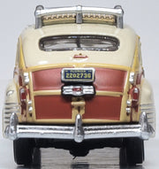 1/87 Chrysler T & C Woody Wagon 1942 Catalina Tan