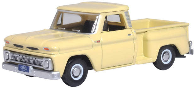 1/87 Chevrolet Stepside Pick Up 1965 Yellow
