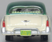 1/87 1953 Kaiser Manhattan Stardust Ivory/Jade Green