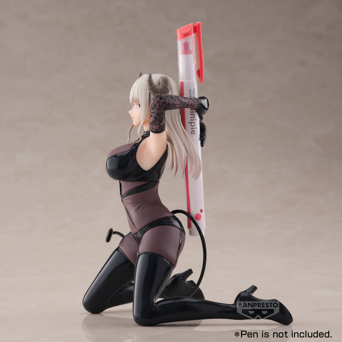 2.5 Dimensional Seduction Figure Lady Lustalotte -Fabled Costume Ver.-