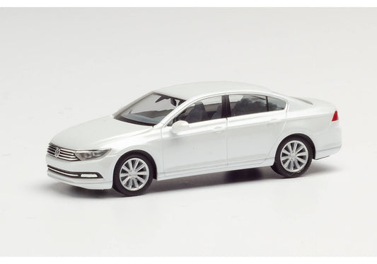 1/87 VW Passat Limousine Oryx White Mother-of-Pearl Effect