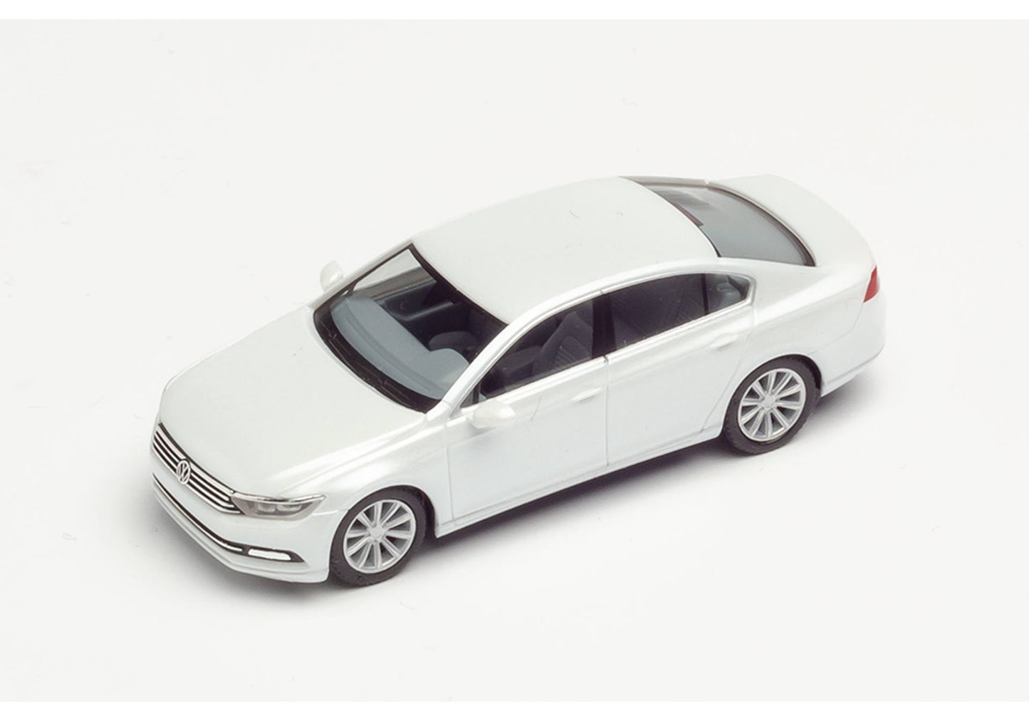 1/87 VW Passat Limousine Oryx White Mother-of-Pearl Effect