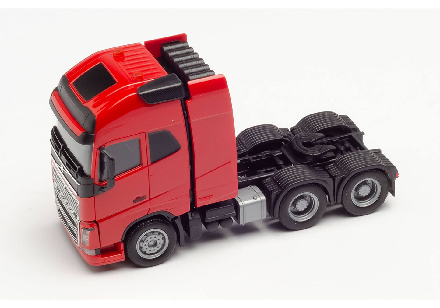 1/87 Volvo FH Gl.iXL 6x4 Tractor with Heavy Duty Tower Red
