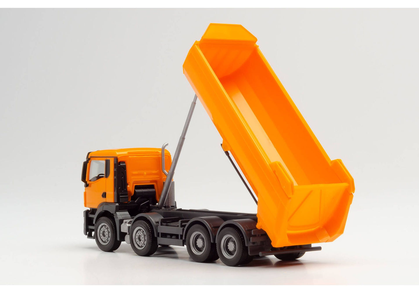 1/87 MAN TGX NN Round Trough Dump Truck 4axles Municipal Orange