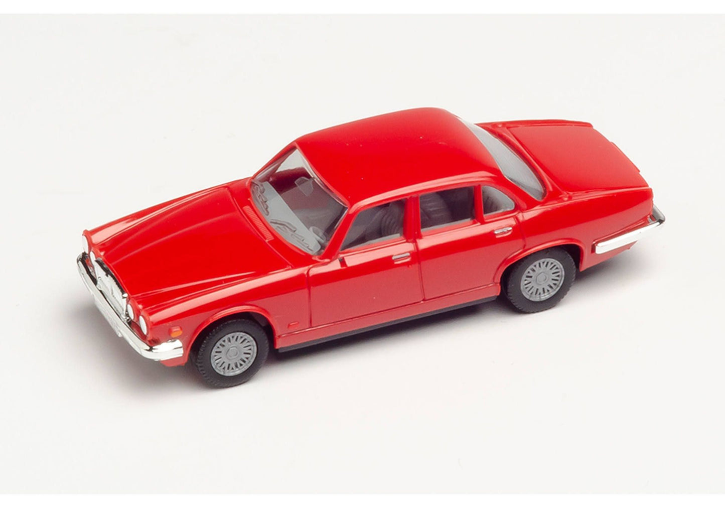 1/87 Jaguar XJ 6 Red