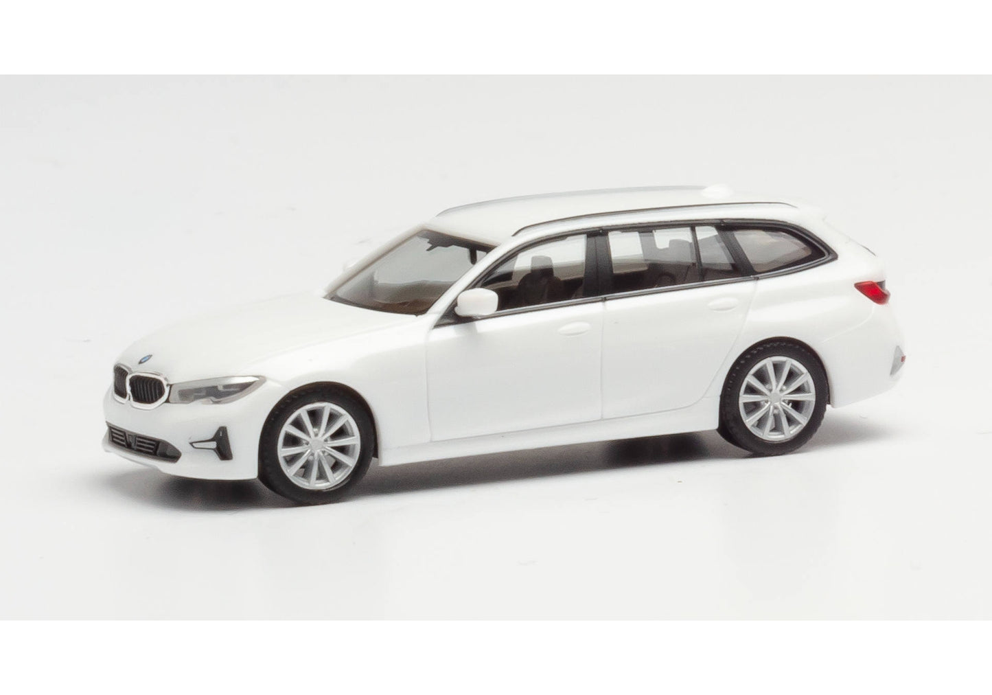 1/87 BMW 3 Series Touring Alpine White