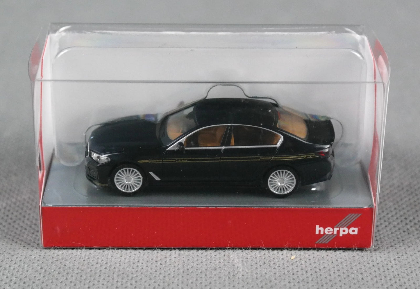 1/87 BMW Alpina B5 Limousine Black