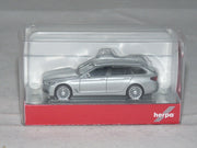 1/87 BMW 5 Series Touring Glacier Silver Metallic