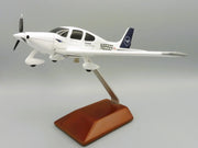 1/40 European Flight Academy Cirrus SR20 - Lufthansa