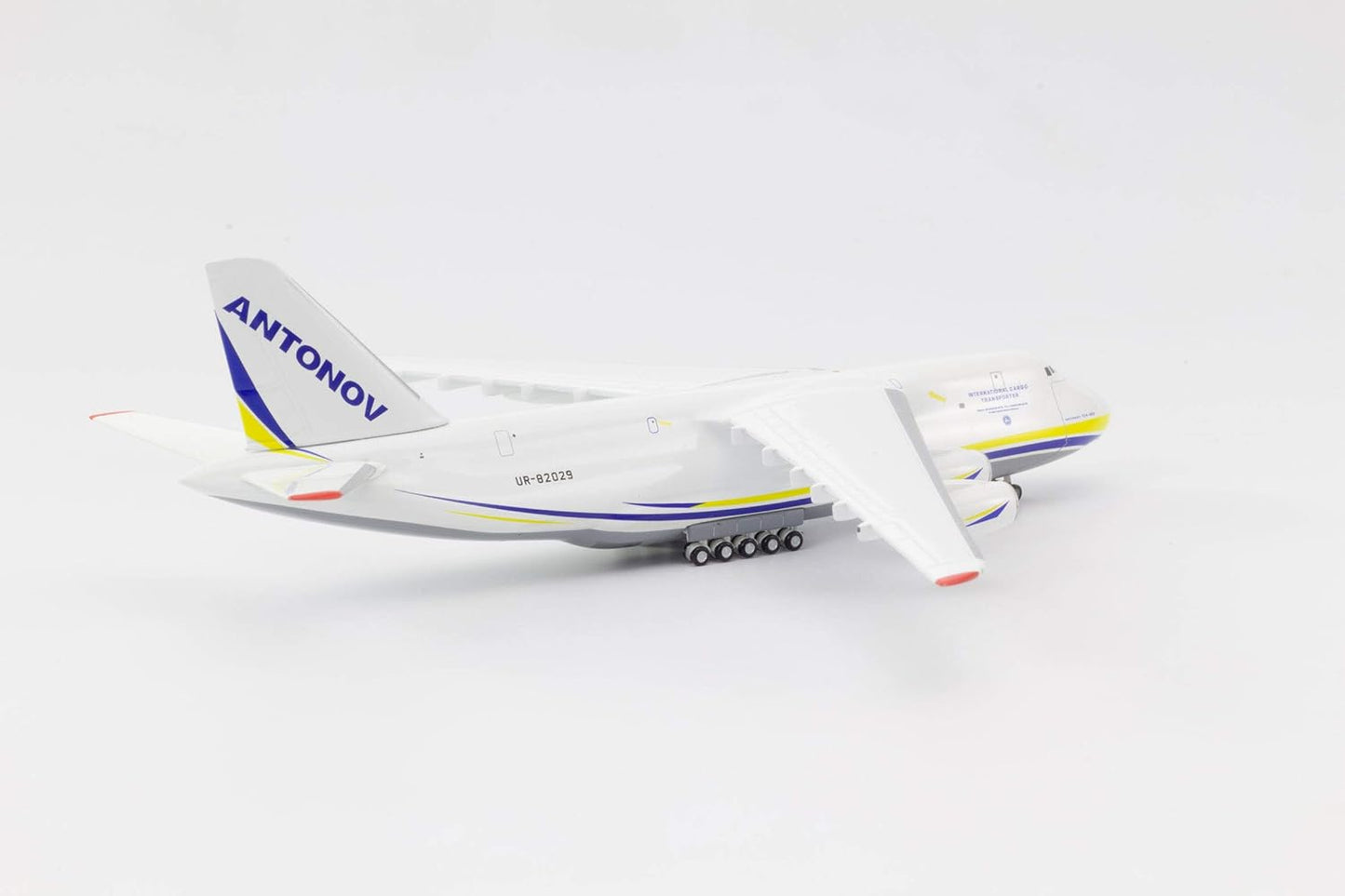 1/500 Antonov Airlines Antonov AN-124 Ruslan UR-82029