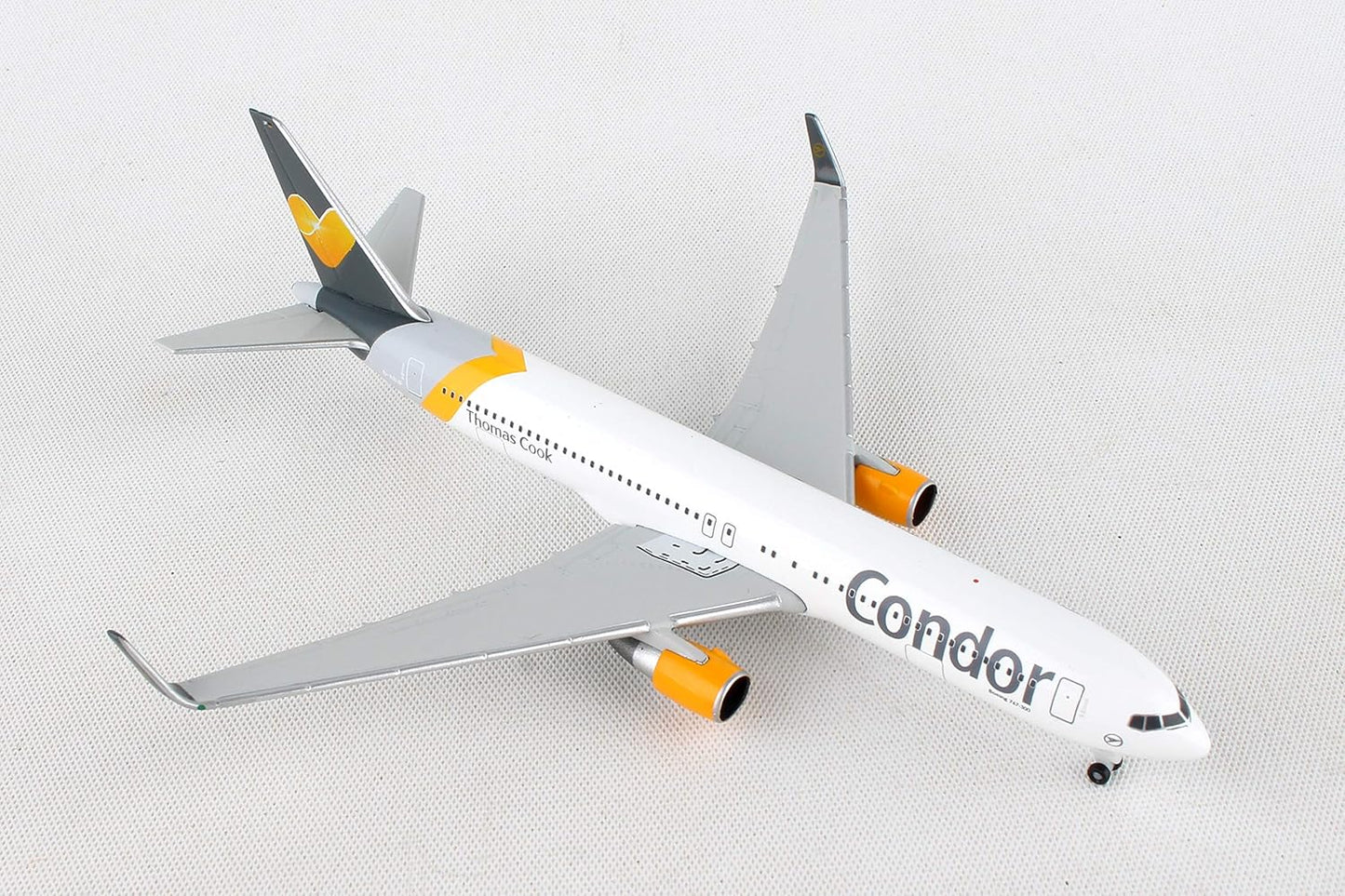 1/500 Condor Boeing 767-300ER "Sunny Heart" Colors