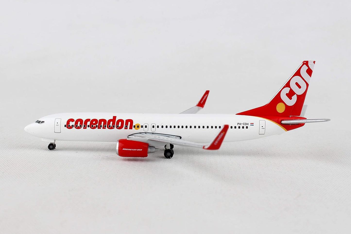 1/500 Corendon Dutch Airlines Boeing 737-800 PH-CDH