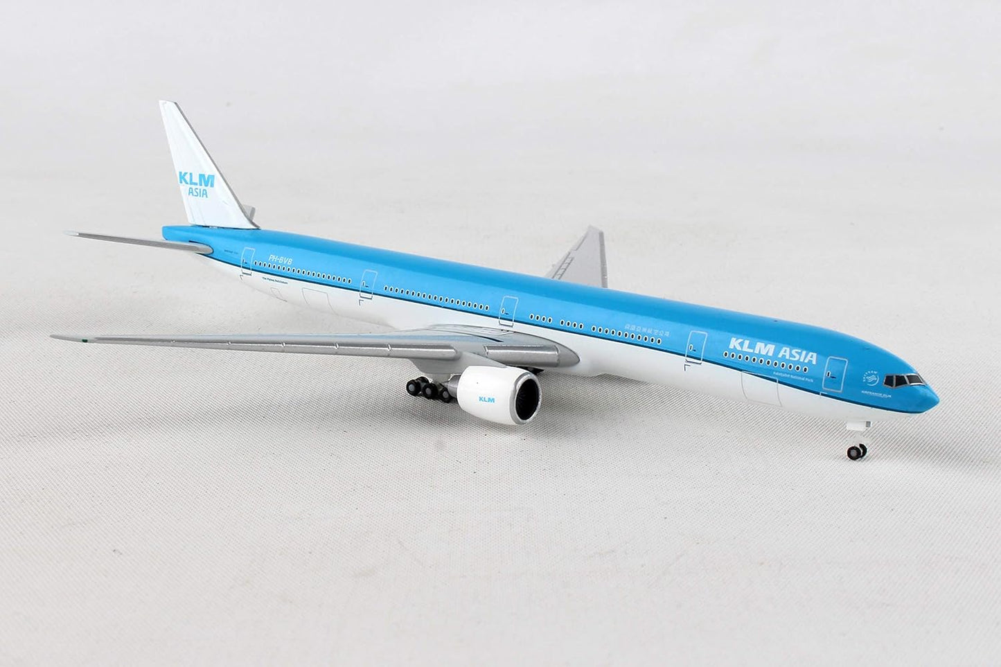 1/500 KLM Asia Boeing 777-300ER PH-BVB "Fulufjället National Park"