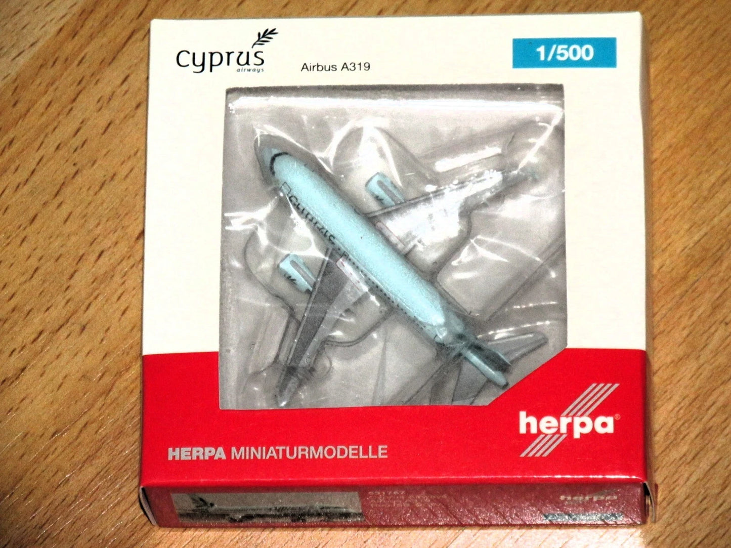 1/500 Cyprus Airways Airbus A319 5B-DCW
