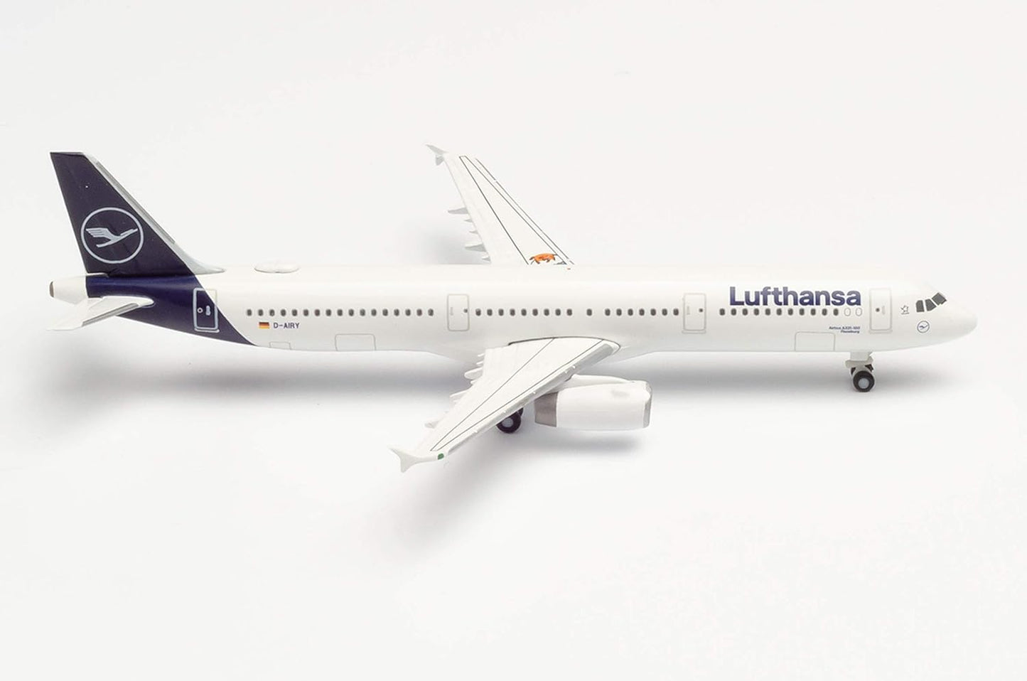 1/500 United Airlines Boeing 737-800 New 2019 Colors N37267