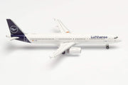 1/500 United Airlines Boeing 737-800 New 2019 Colors N37267