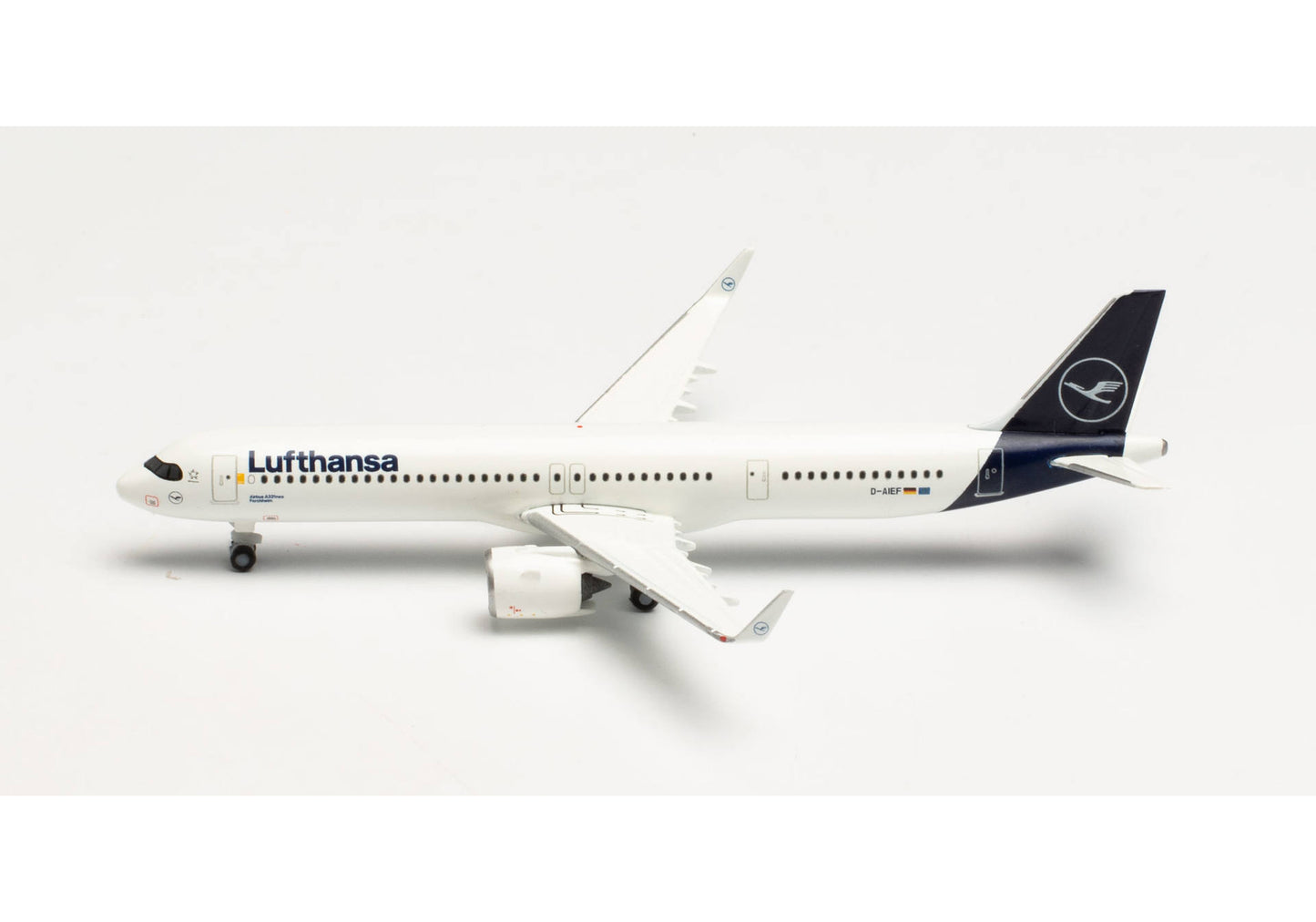 1/500 Lufthansa Airbus A321Neo D-AIEF Forchheim