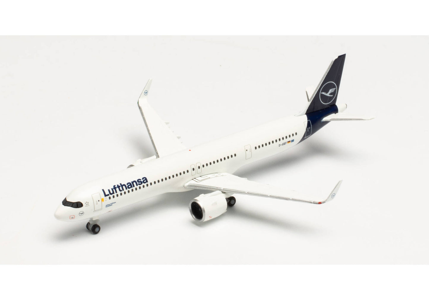 1/500 Lufthansa Airbus A321Neo D-AIEF Forchheim