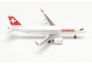 1/500 Swiss International Air Lines Airbus A320 neo HB-JDA "Engelberg"
