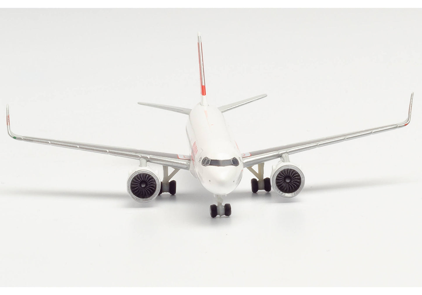 1/500 Swiss International Air Lines Airbus A320 neo HB-JDA "Engelberg"