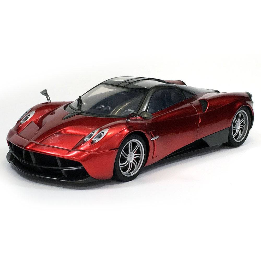 1/24 Pagani Huayra Overseas Ed