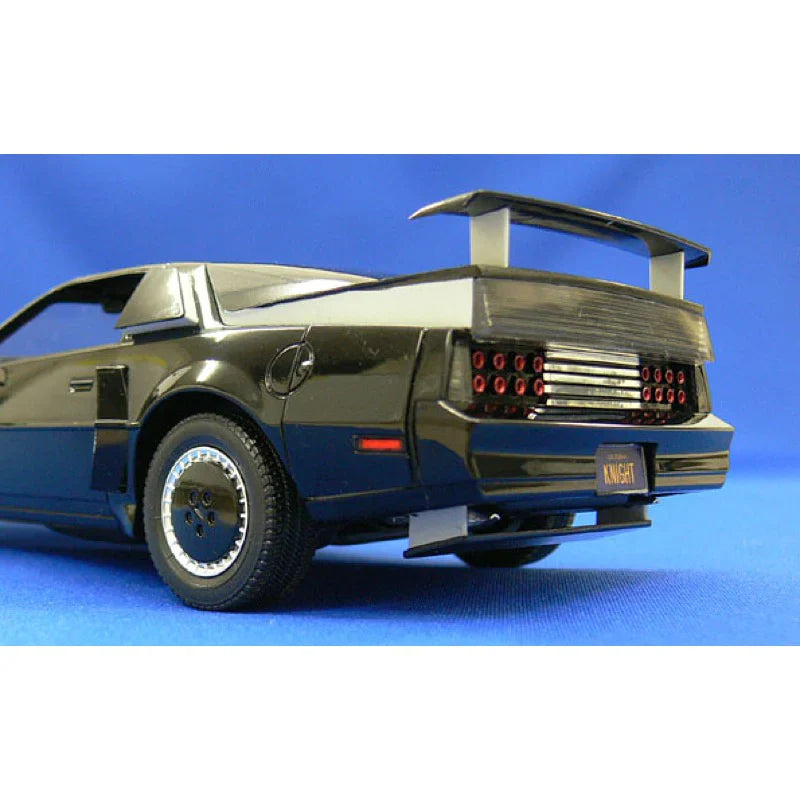 1/24 KNIGHT RIDER KNIGHT 2000 K.I.T.T. SPM