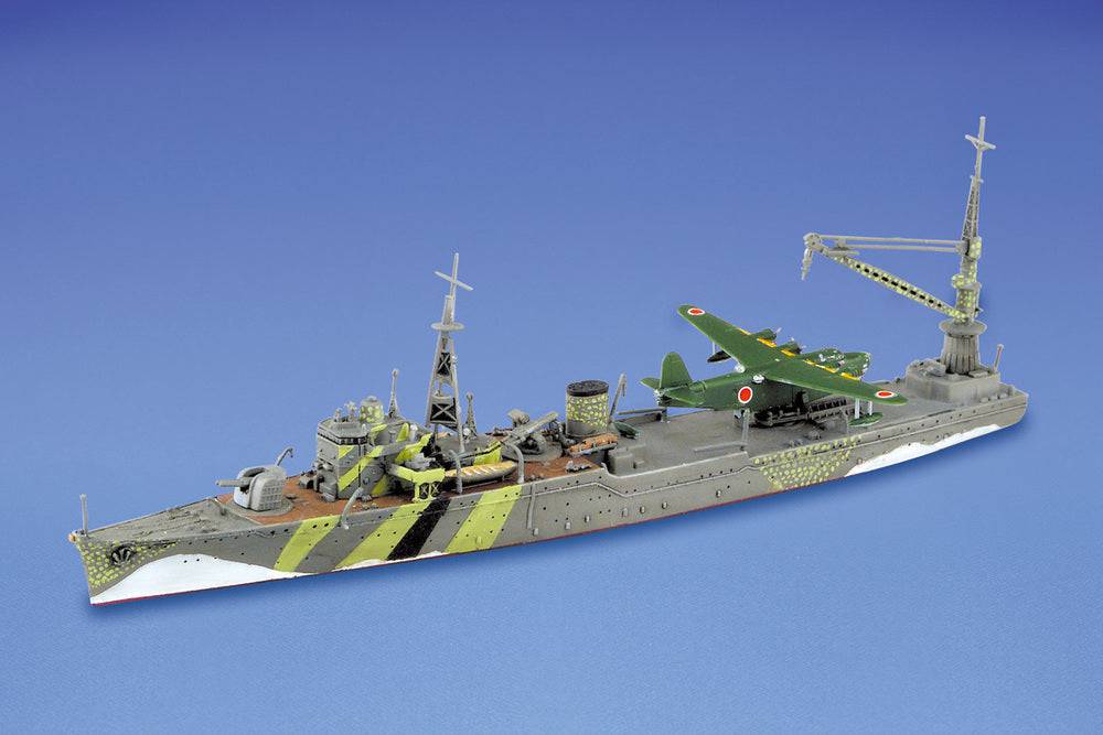 1/700 I.J.N SEAPLANE TENDER AKITSUSHIMA