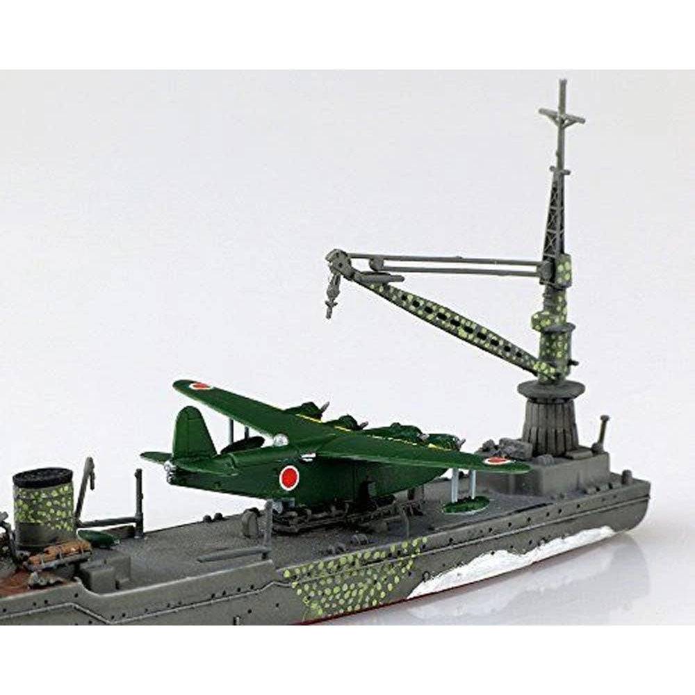 1/700 I.J.N SEAPLANE TENDER AKITSUSHIMA