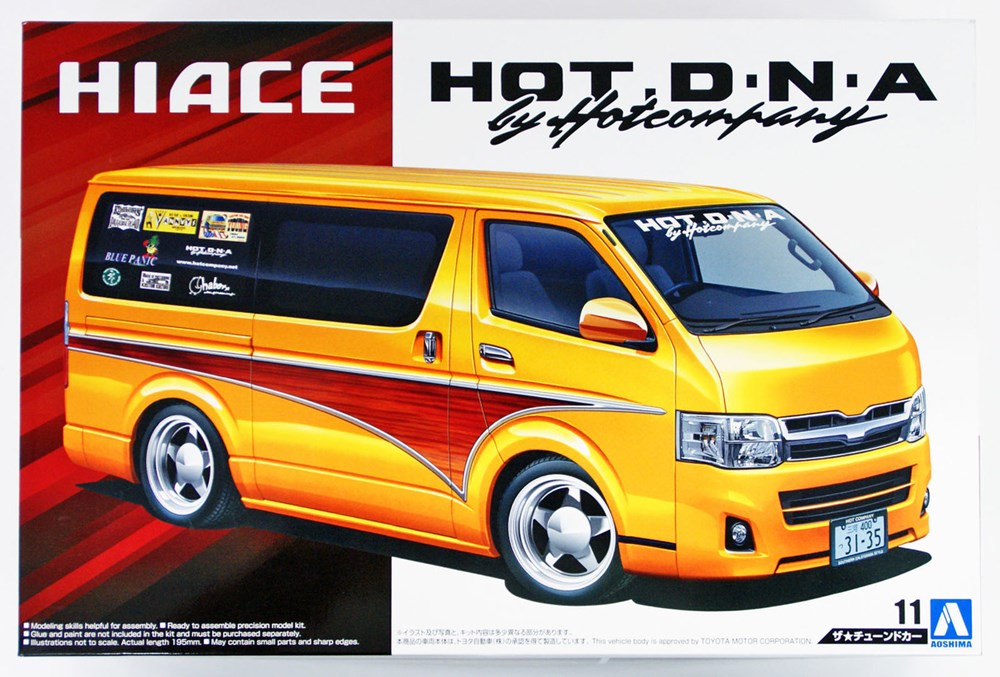 1/24 HotCompany TRH200V HiACE '12