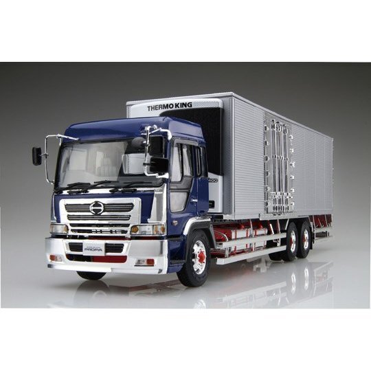 1/32 HINO PROFIA TERAVIE-FR Histar Short Reefer (SLX400)