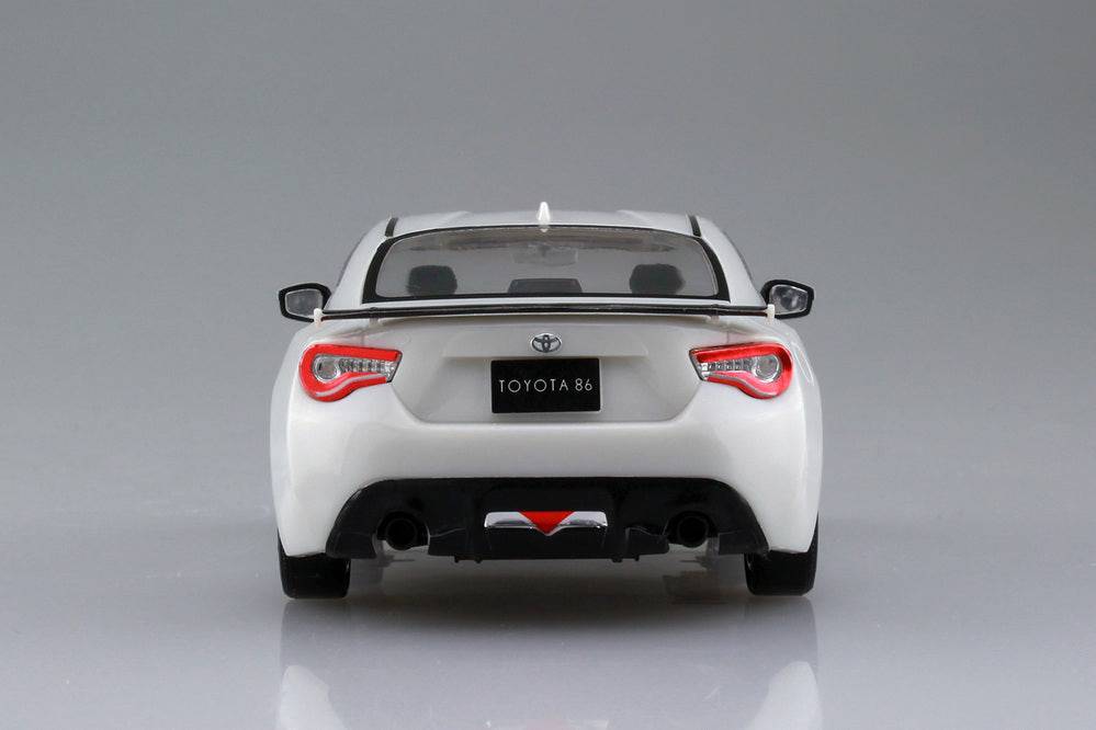 1/32 TOYOTA 86 Crystal White Pearl