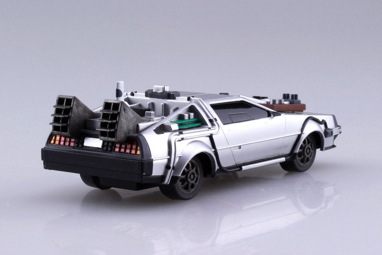 BACK TO THE FUTURE 1/43 Pullback DELOREAN from PART 3 and Rail road