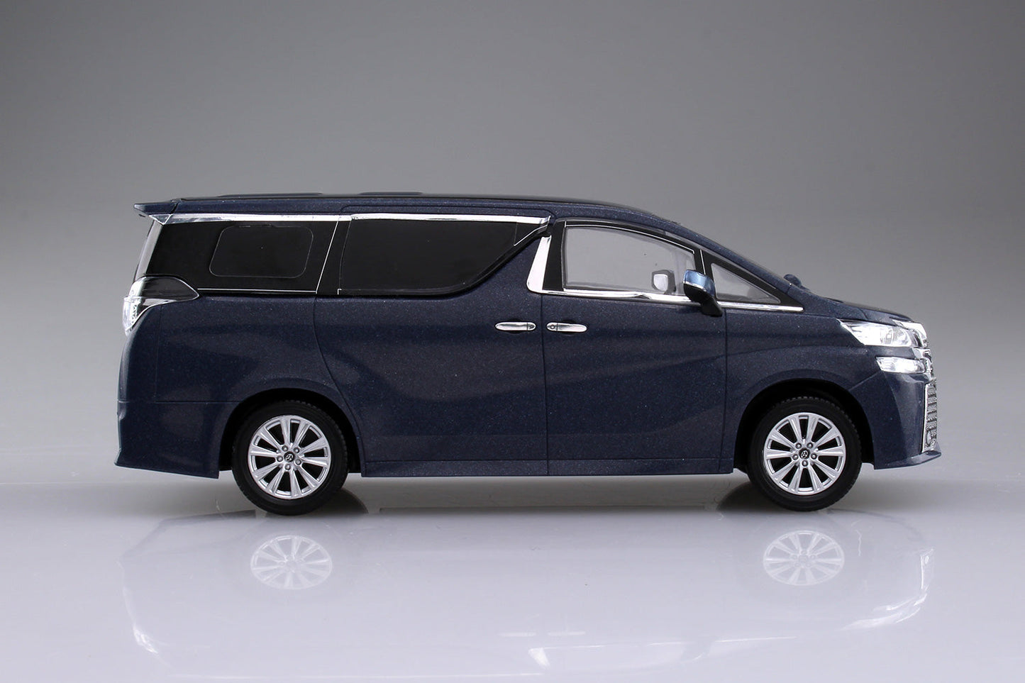 1/32 TOYOTA VELLFIRE (GRAYISH BLUE MICA METALLIC)