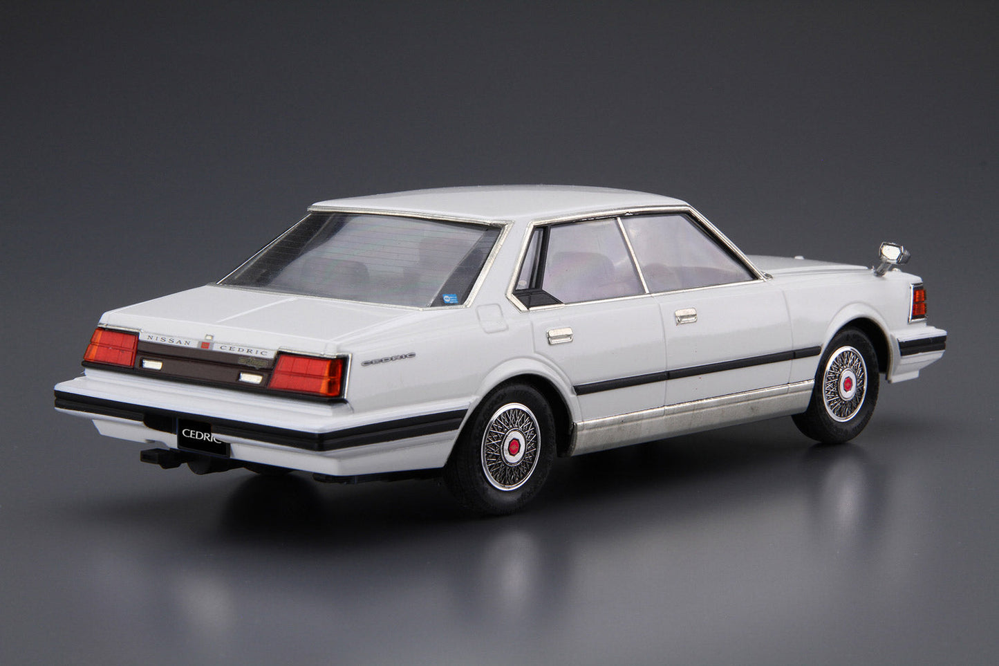 1/24 NISSAN P430 CEDRIC/GLORIA 4HT 280E Brougham '82