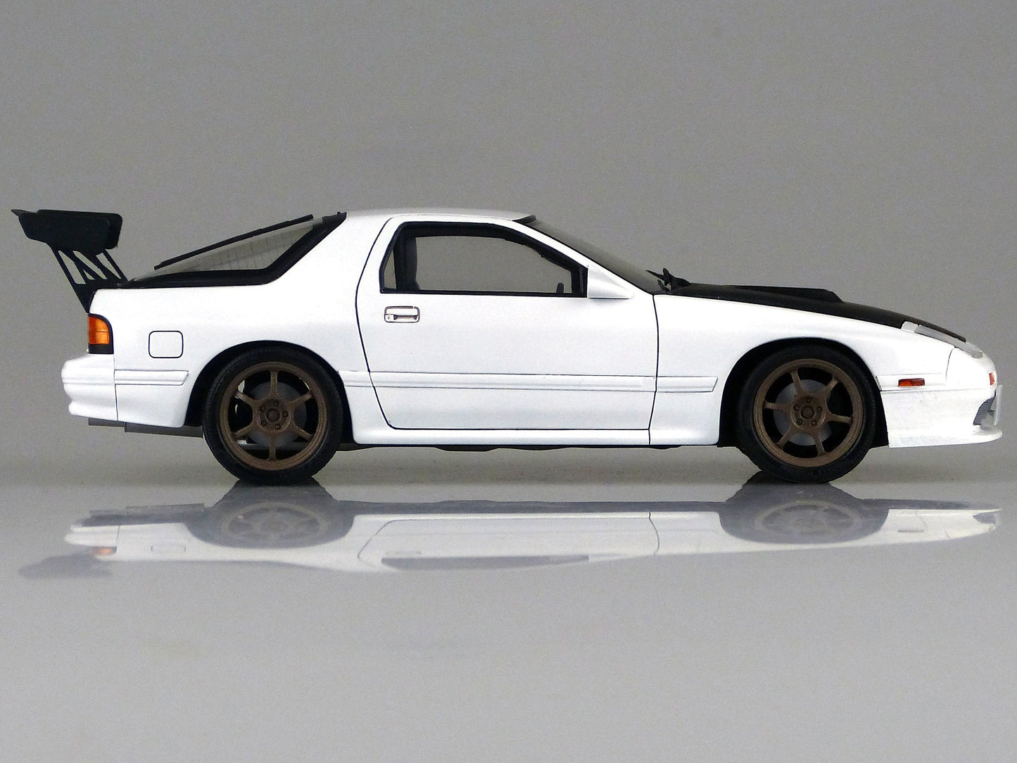 A005962 1/24 TAKAHASHI RYOSUKE FC3S RX-7 [HAKONE BATTLE VER.]MAZDA