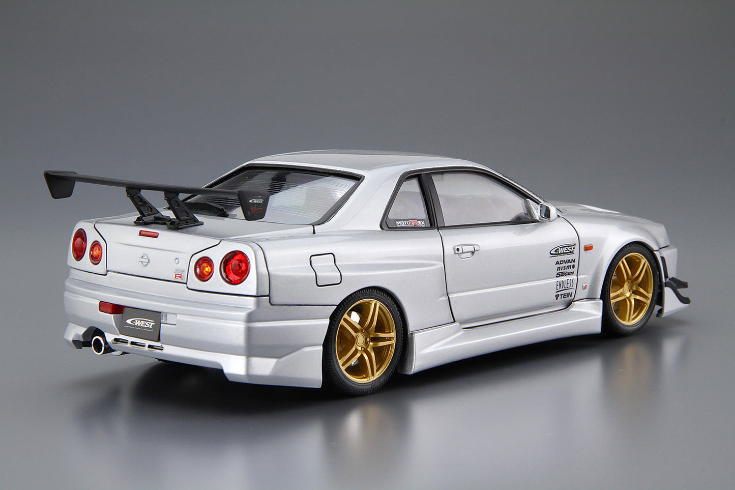 1/24 C-WEST BNR34 SKYLINE GT-R 02NISSAN