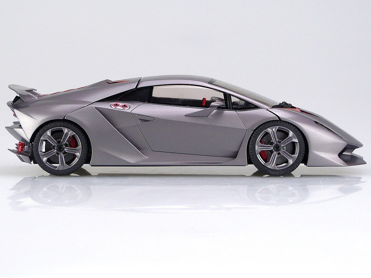 A006221 1/24 10 Lamborghini SESTO ELEMENTO