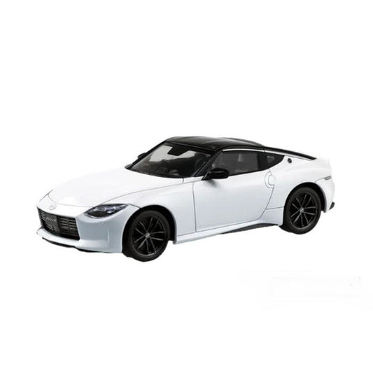 1/32 NISSAN RZ34 FAIRLADY Z (Prism White)