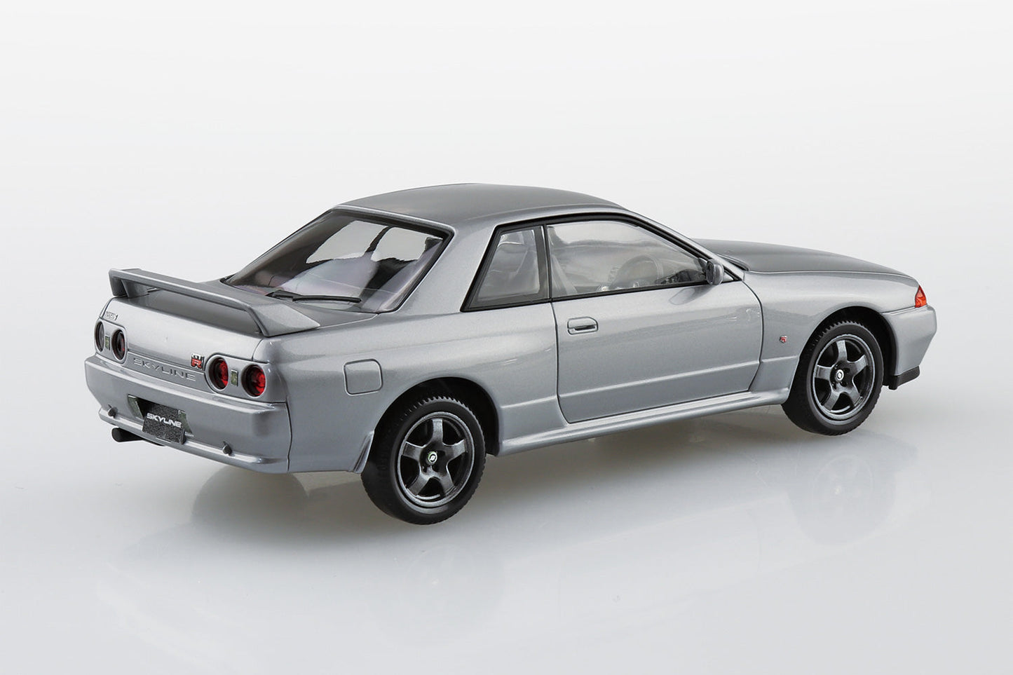 1/32 NISSAN R32 SKYLINE GT-R SPARK SILVER